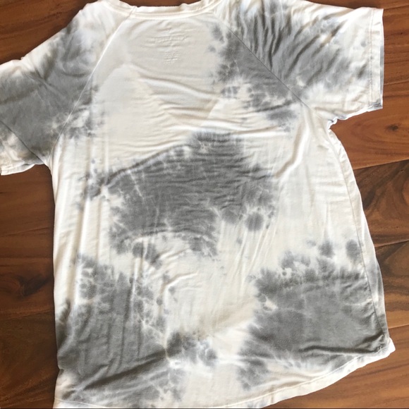 American Eagle Outfitters Tie Dye Shirt - Picture 2 of 4